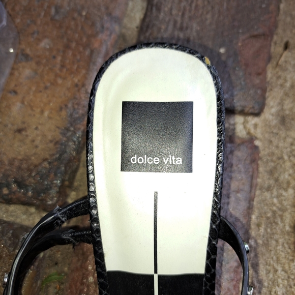 Dolce Vita Black Strappy Heels with Silver Accents B1 - Picture 8 of 10